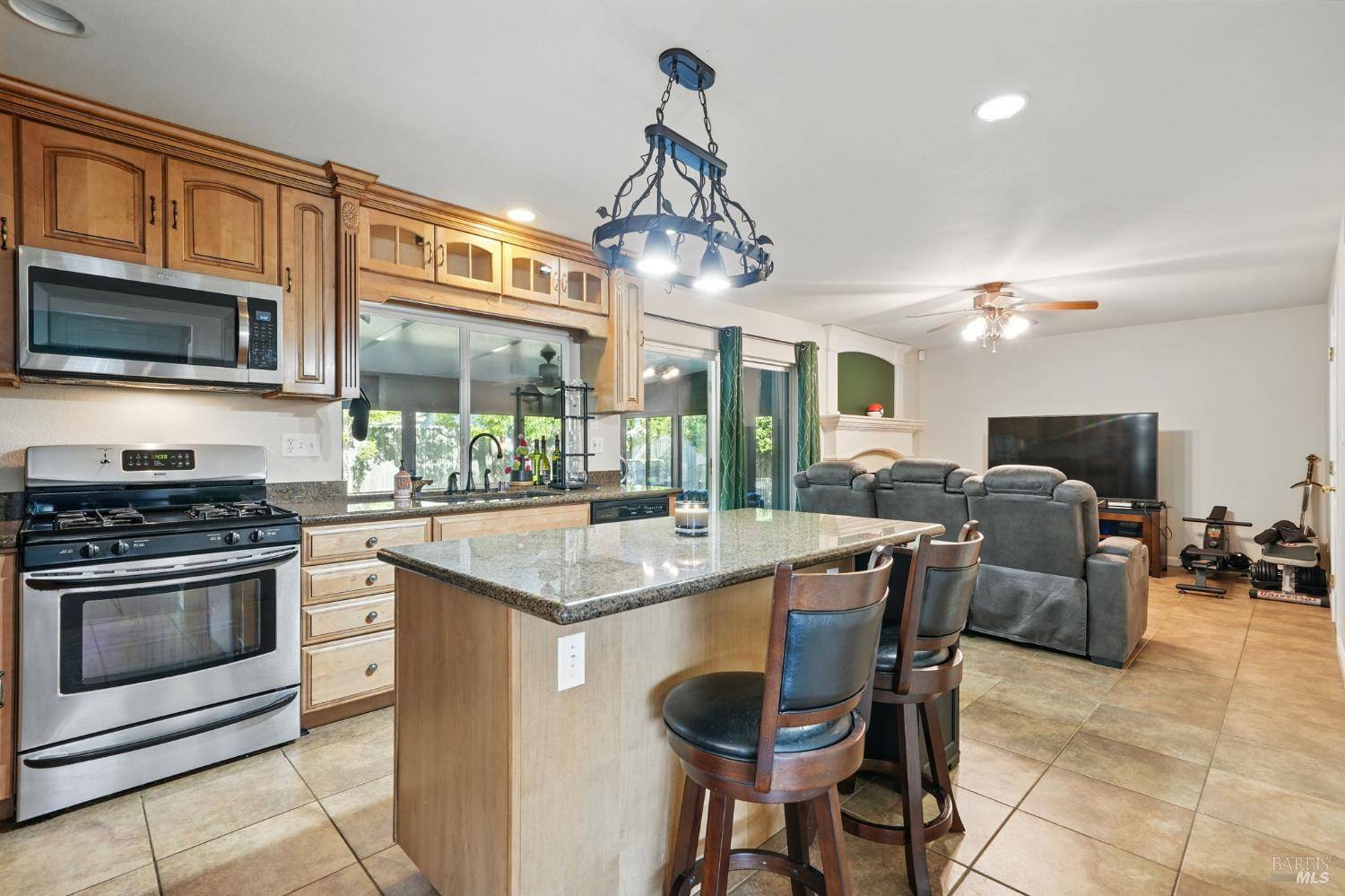 Suisun City, CA 94585,819 Bluejay DR