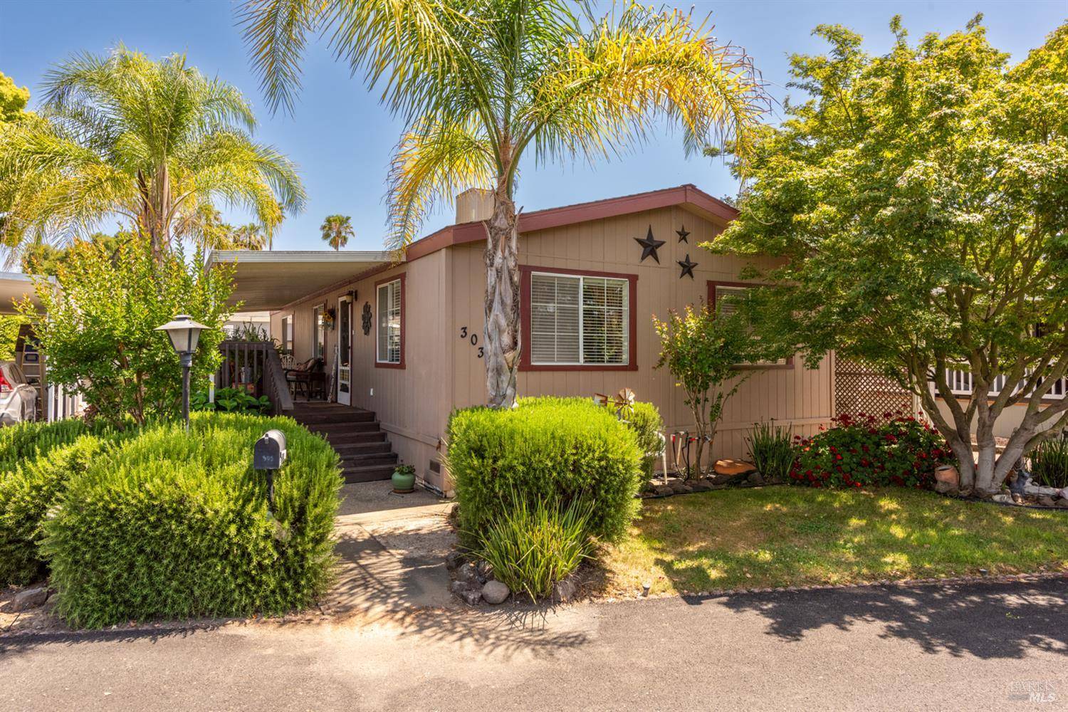 Napa, CA 94558,303 Robert WAY