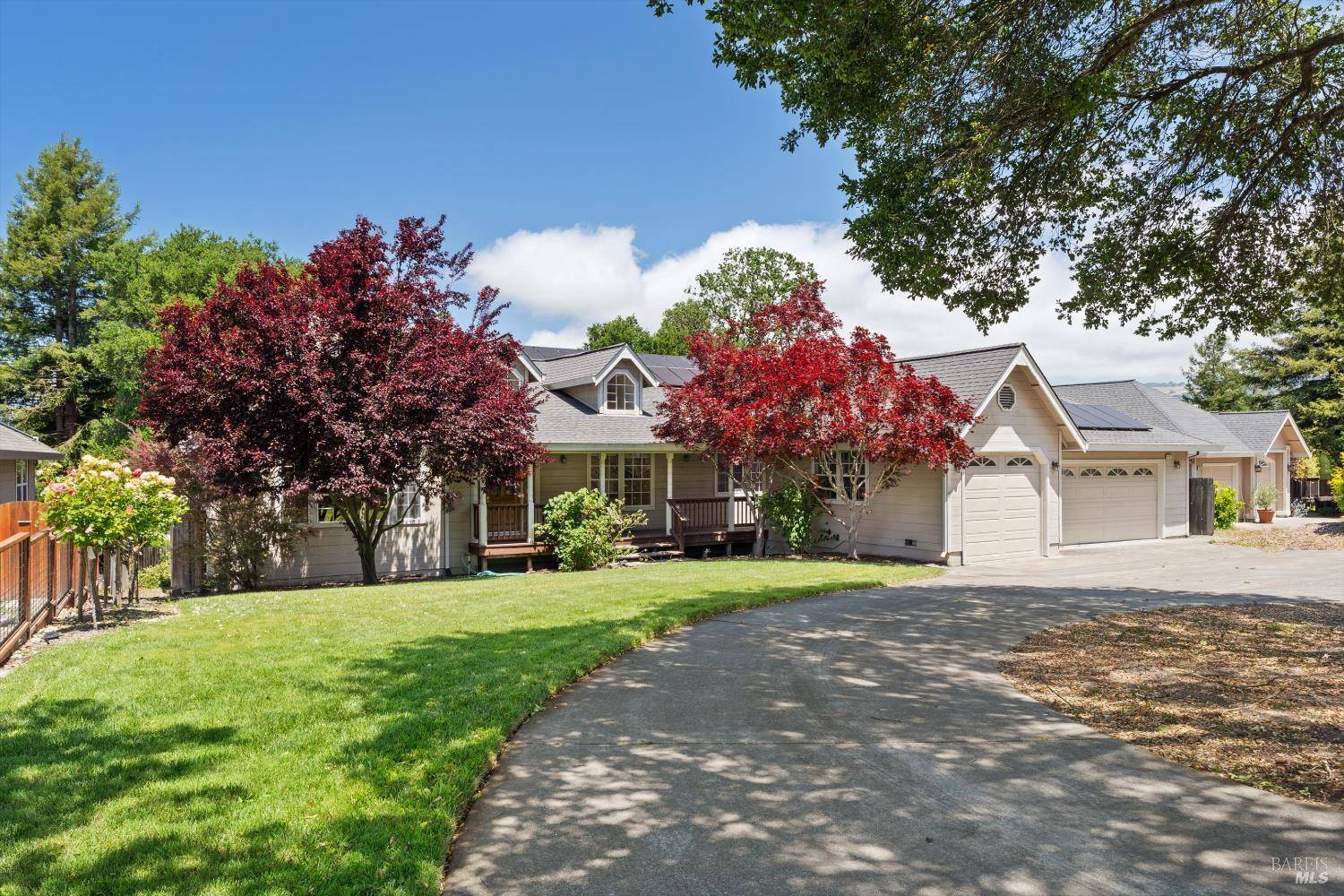 Penngrove, CA 94951,442 Ronsheimer RD