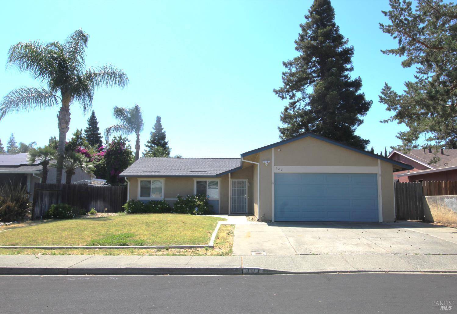 Vacaville, CA 95687,307 Ponderosa DR