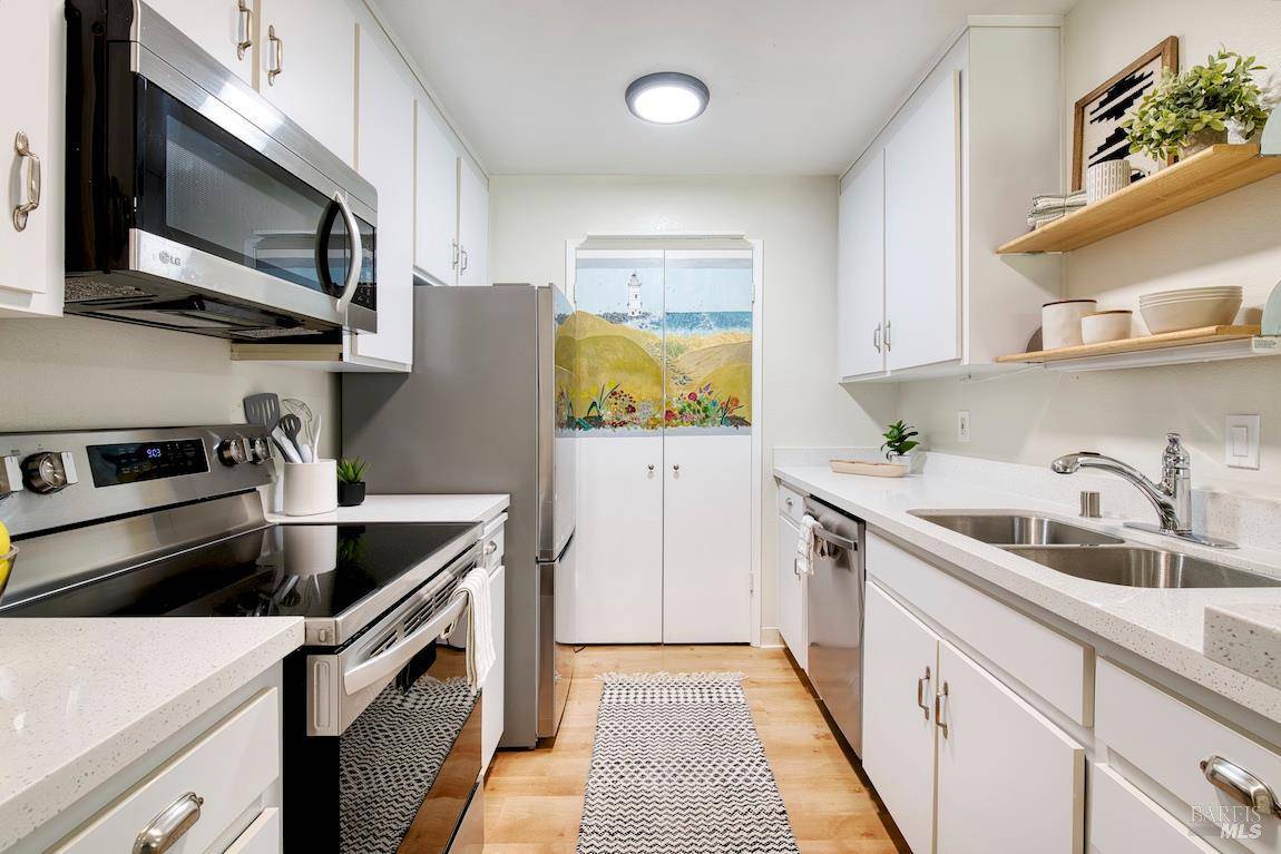 Novato, CA 94947,52 Margarita TER