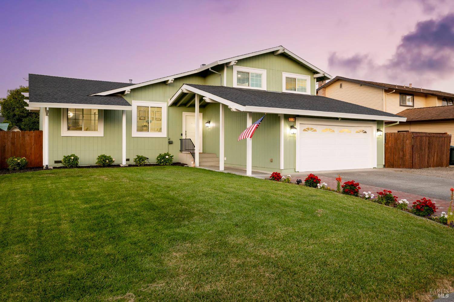 Rohnert Park, CA 94928,5328 Daniel DR