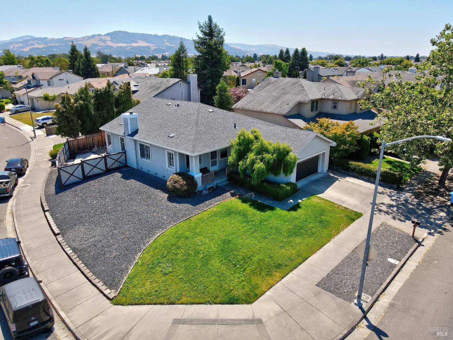 Santa Rosa, CA 95407,2622 Arrowhead DR
