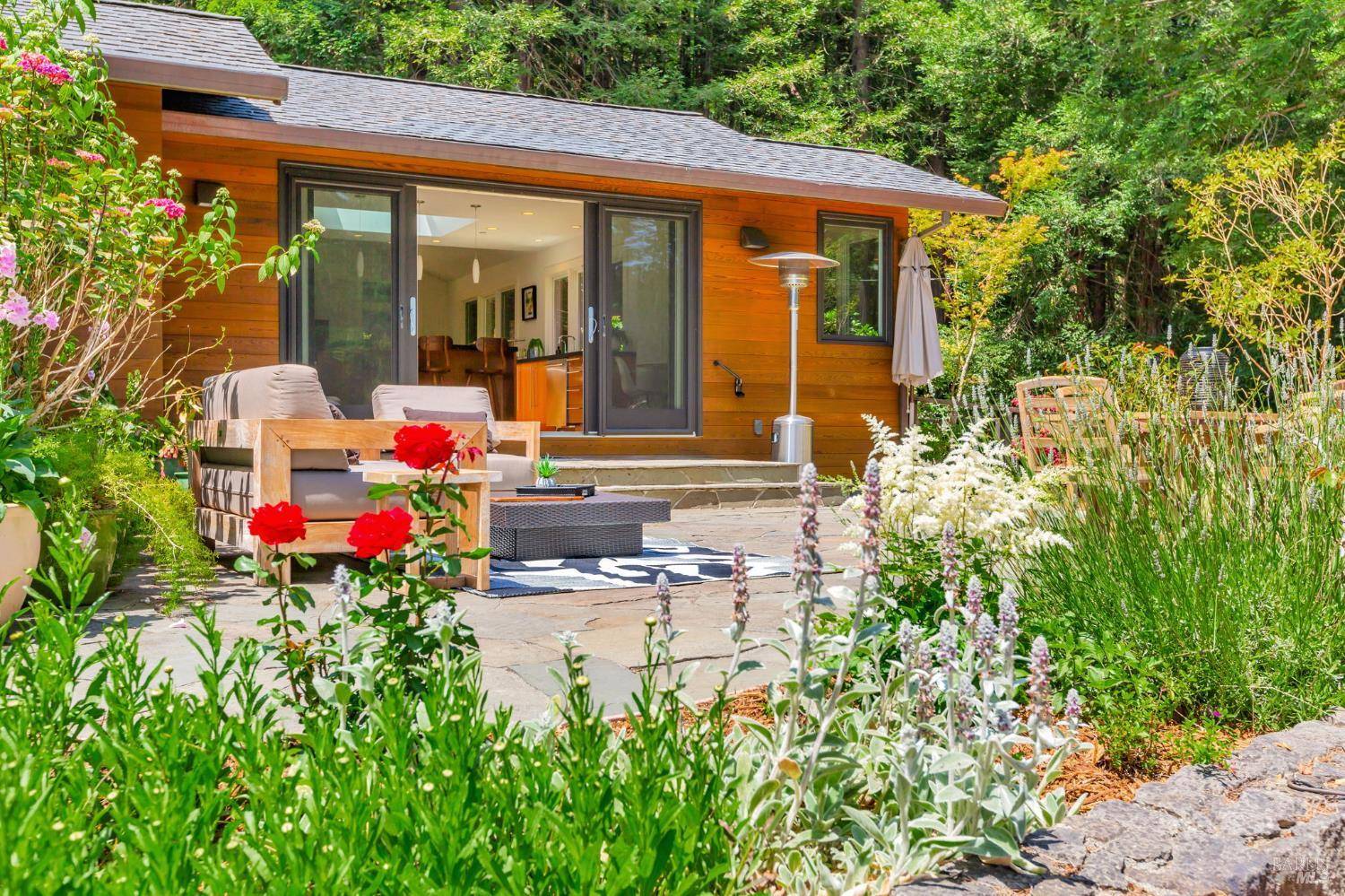 Mill Valley, CA 94941,3 Wainwright PL