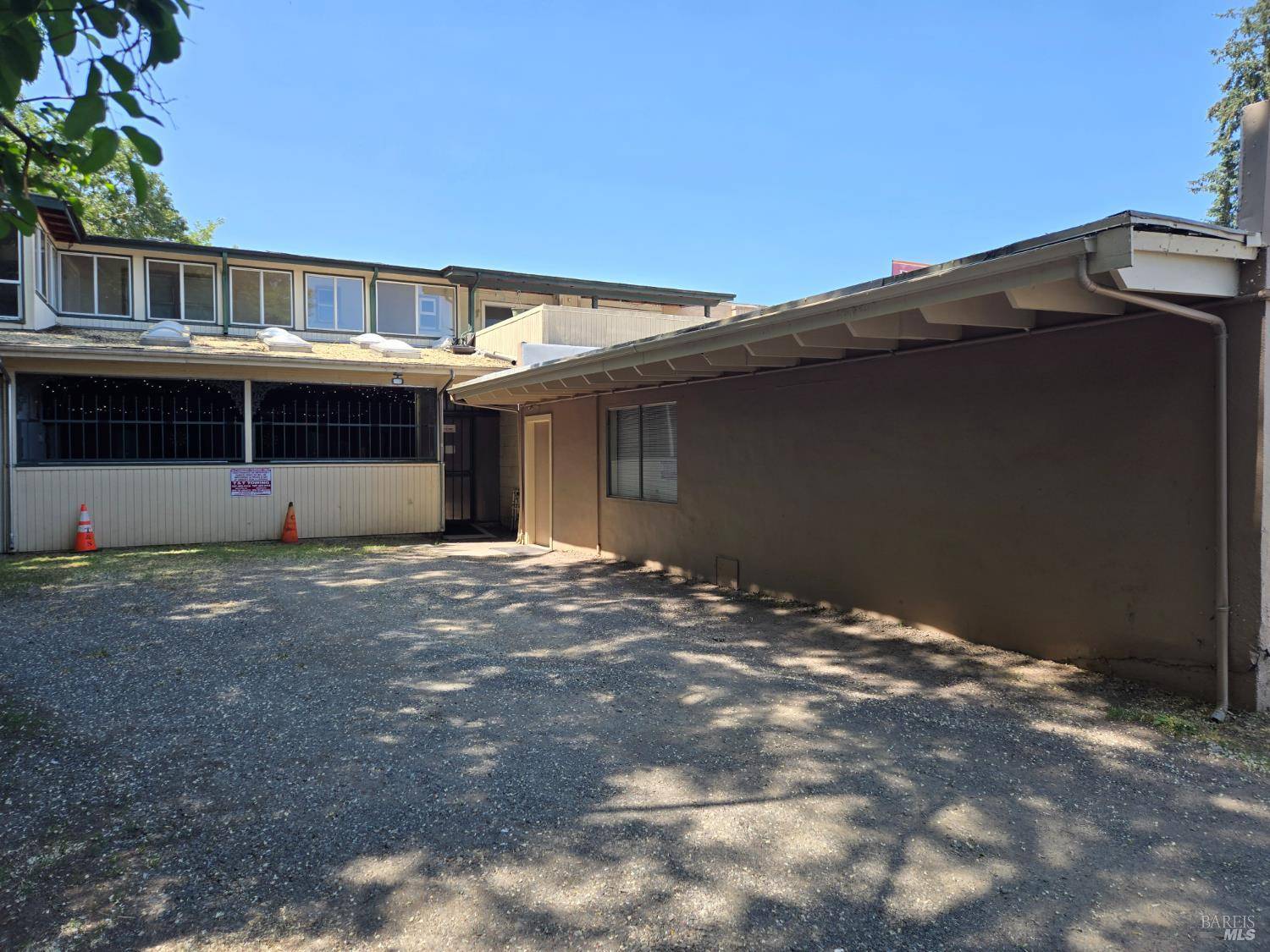 Willits, CA 95490,244 S Main ST