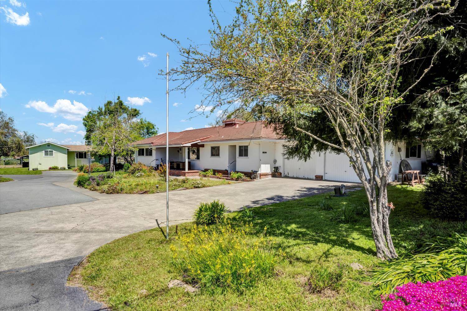Petaluma, CA 94952,3234 Skillman LN