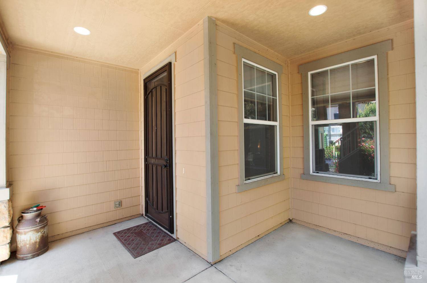 Santa Rosa, CA 95403,1577 Jainine ST