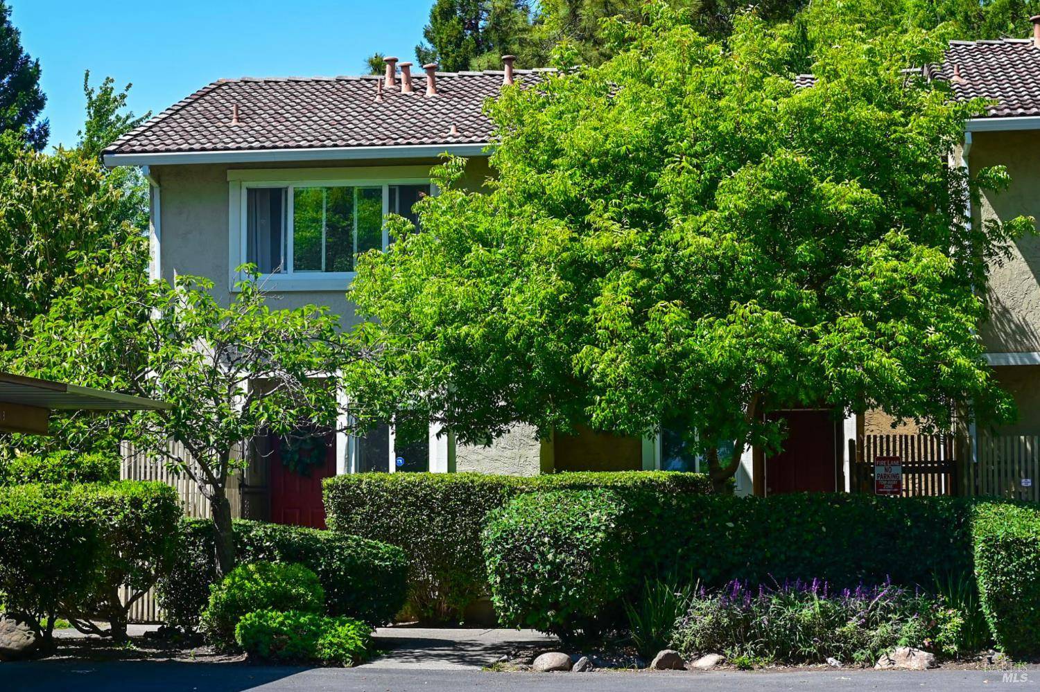 Rohnert Park, CA 94928,516 Santa Alicia DR
