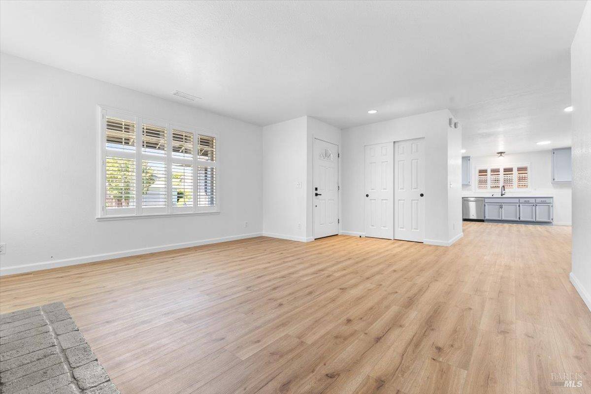 Santa Rosa, CA 95403,2127 Firwood AVE