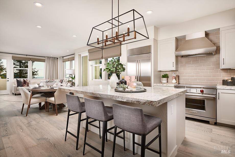 Santa Rosa, CA 95403,659 Semillon LN