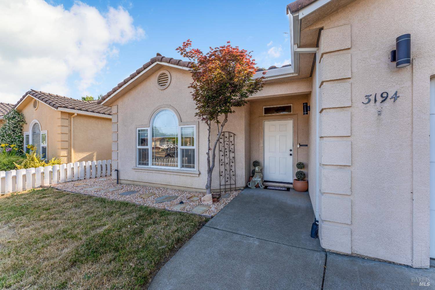 Ukiah, CA 95482,3194 Van Housen DR