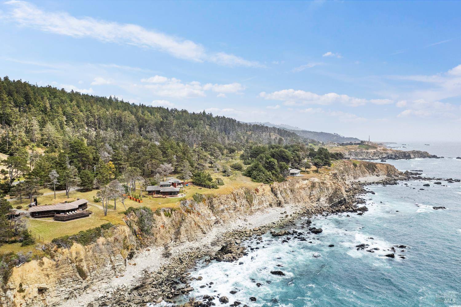 Jenner, CA 95450,22100 Ninive DR