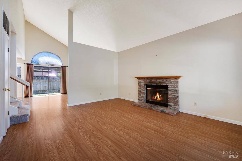 Windsor, CA 95492,814 Milsom PL