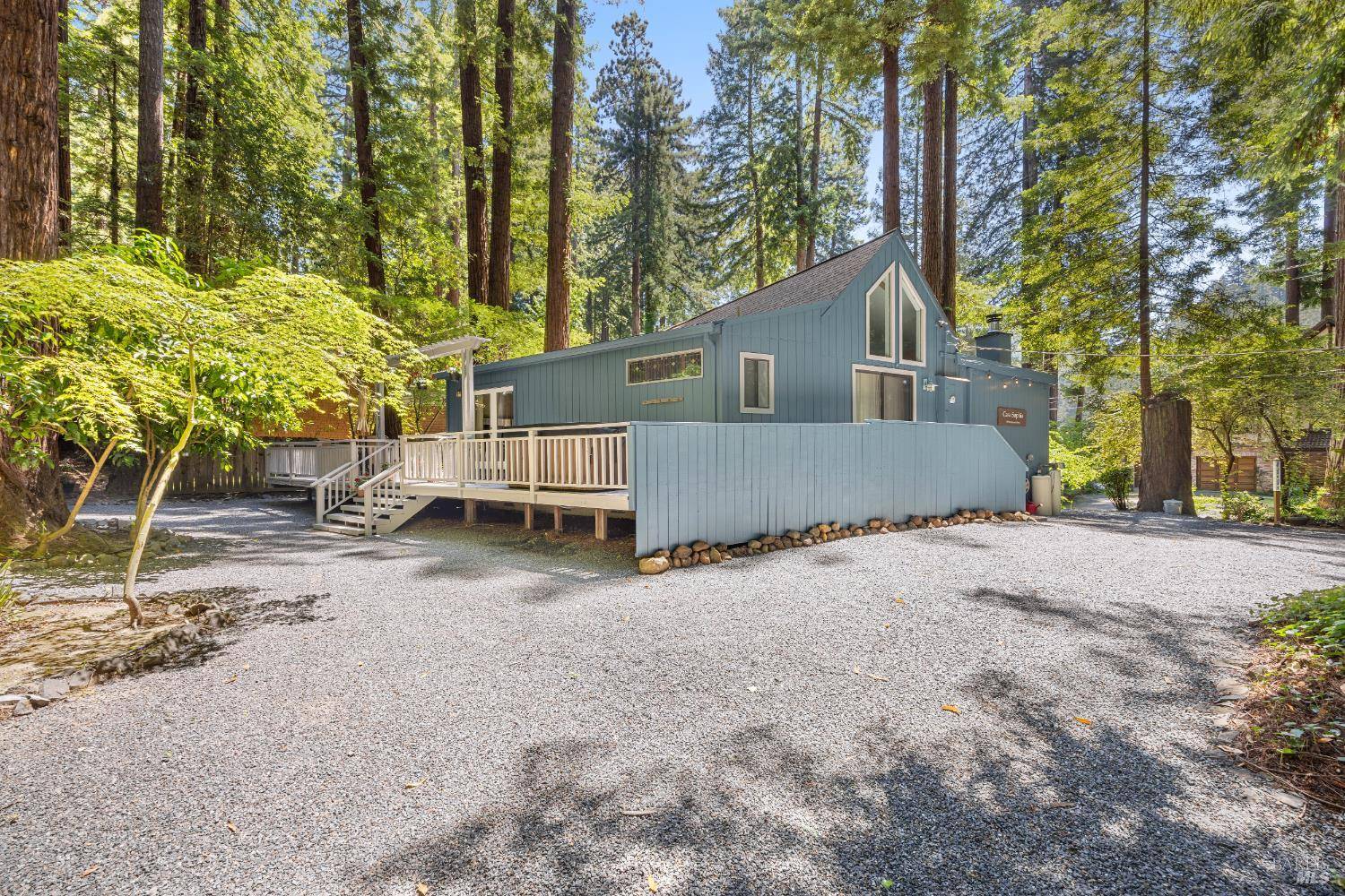 Monte Rio, CA 95462,19598 Redwood DR