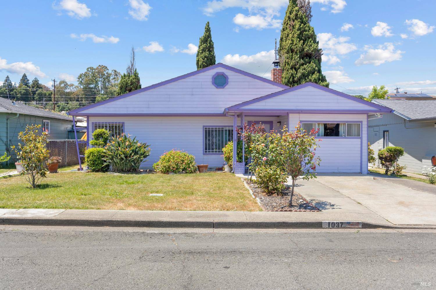 Vallejo, CA 94590,1037 Sheridan ST