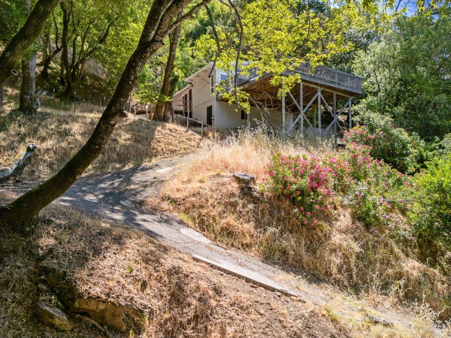 Fairfax, CA 94930,214 Pine DR