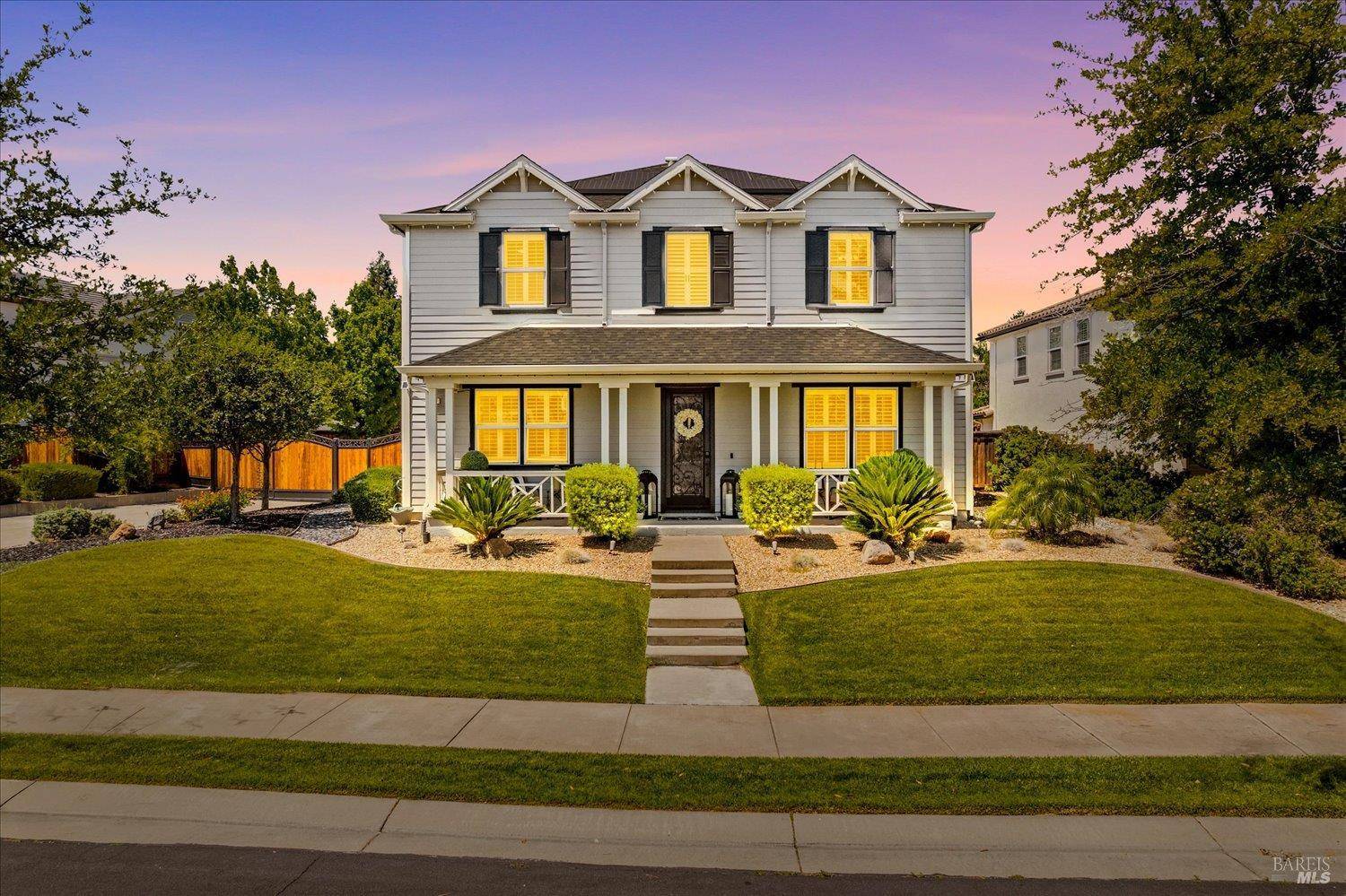 Vacaville, CA 95688,466 Peacock WAY