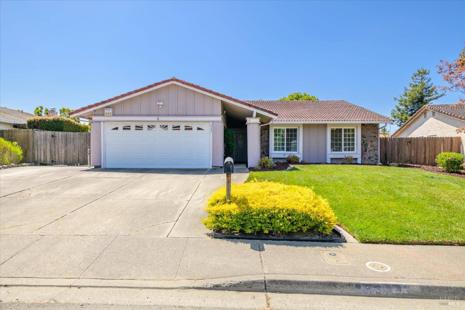 Vallejo, CA 94591,531 Locust DR