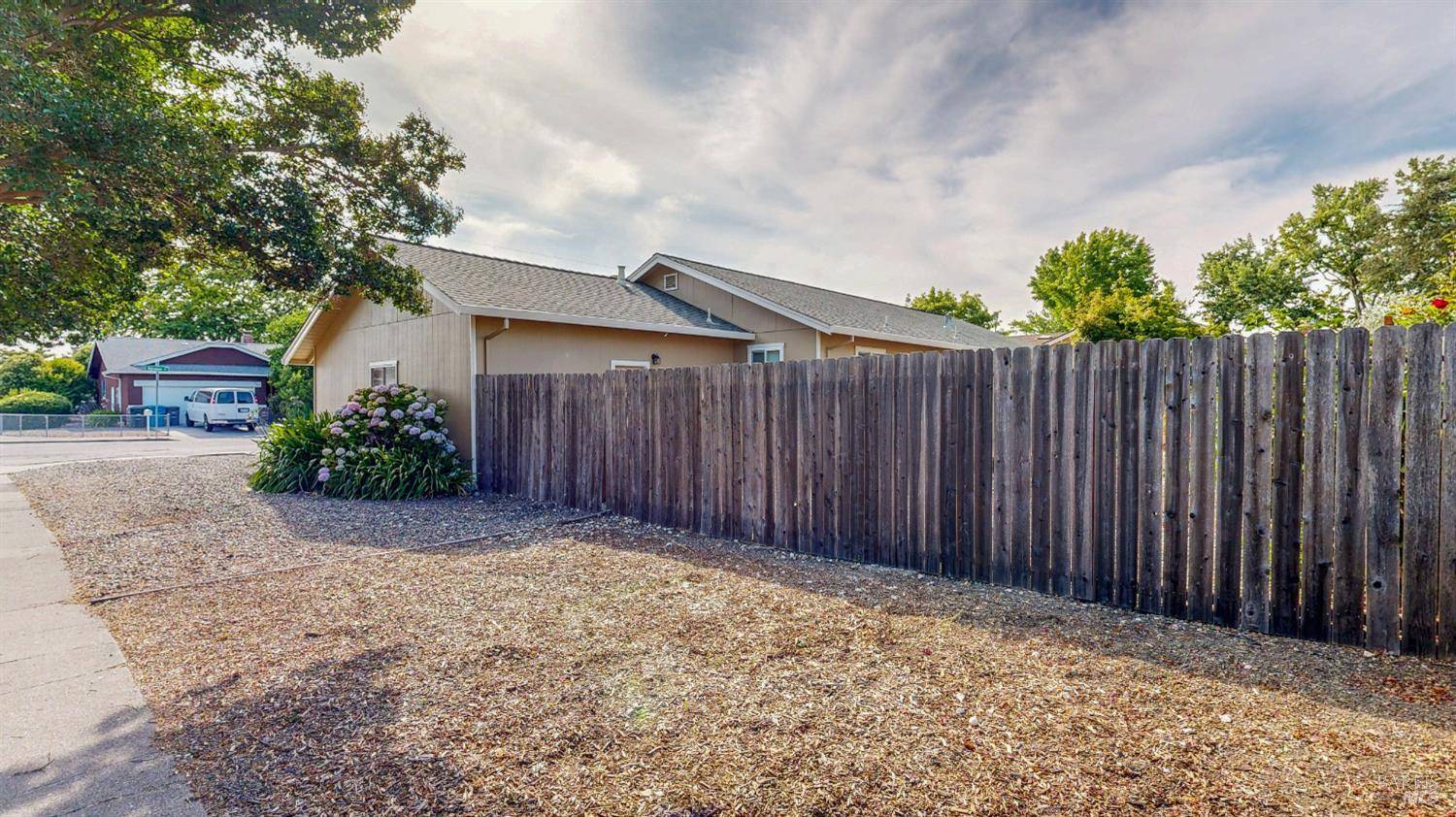 Santa Rosa, CA 95405,1740 Mariposa DR