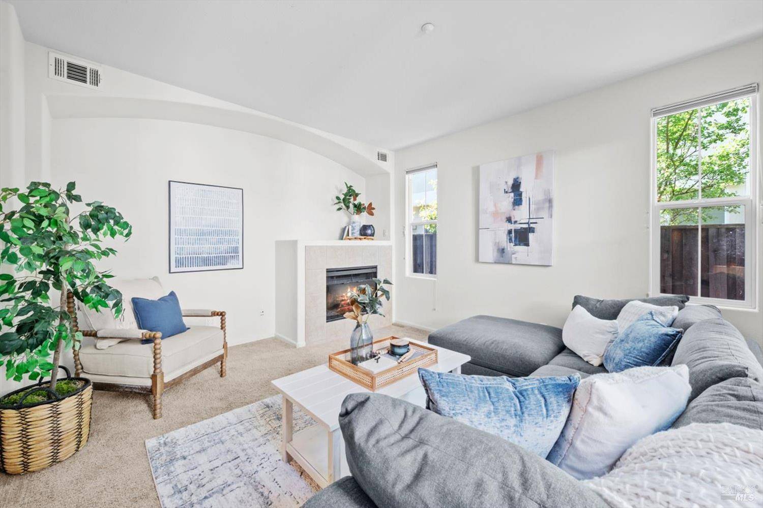 Vacaville, CA 95687,313 Toyon LN