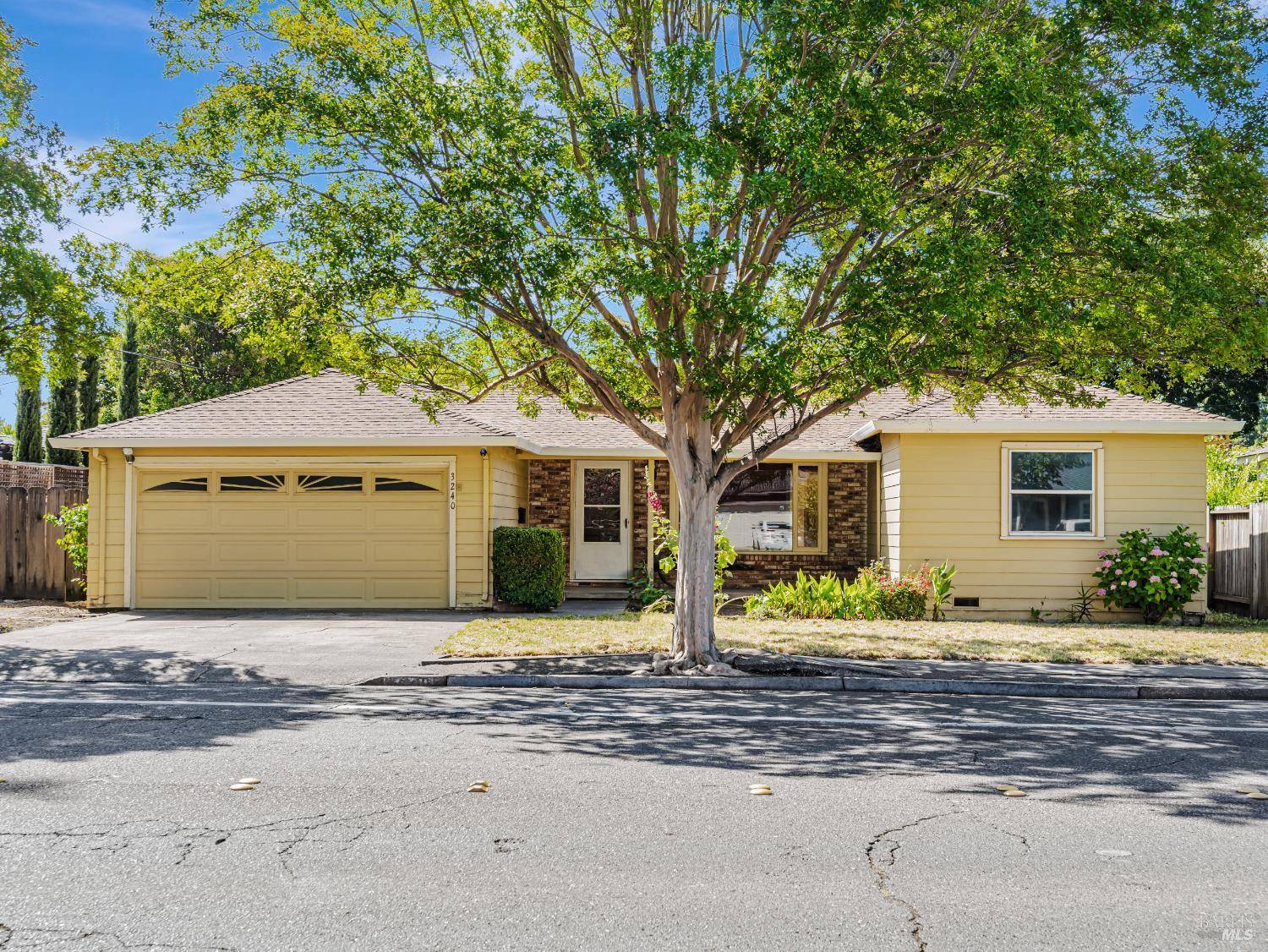 Santa Rosa, CA 95405,3240 Montgomery DR
