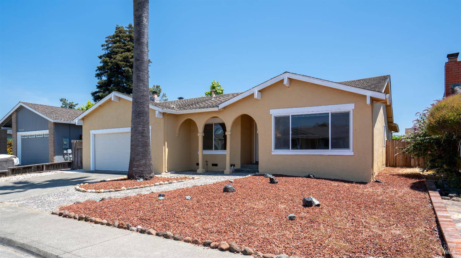 Petaluma, CA 94954,2020 Willow DR