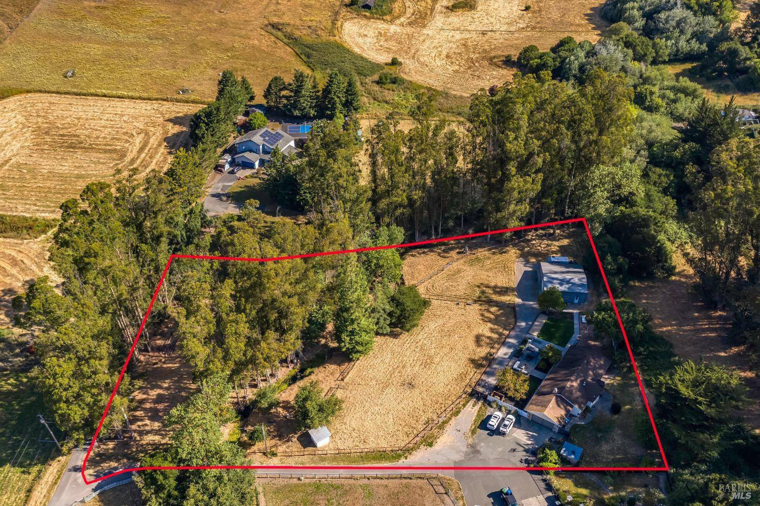 Petaluma, CA 94952,4330 Roblar RD