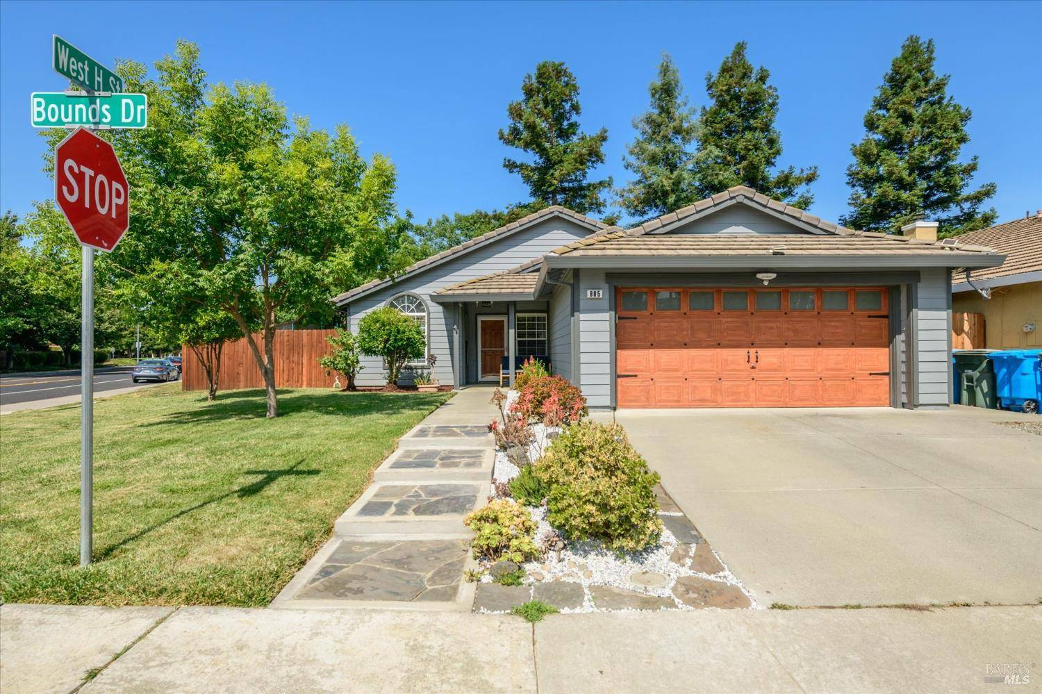 Dixon, CA 95620,805 Bounds DR