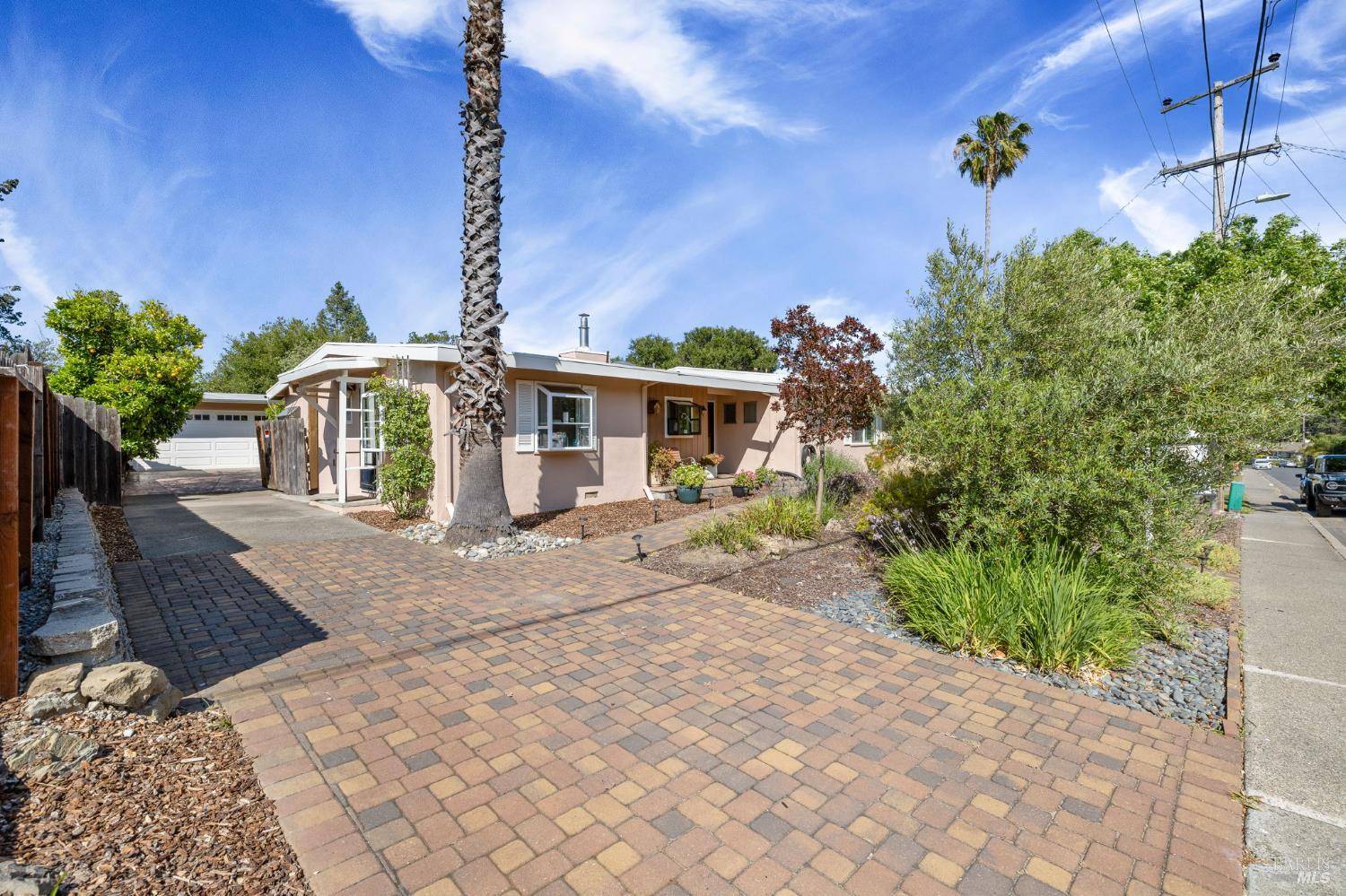Novato, CA 94949,474 Via Herbosa DR