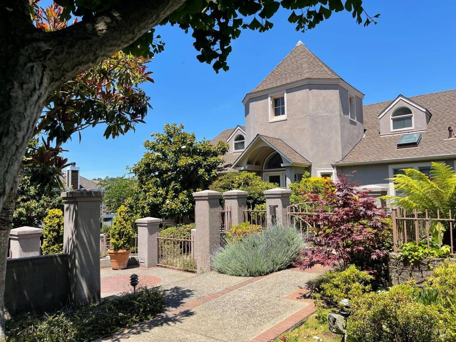 Belvedere, CA 94920,18 Laurel AVE