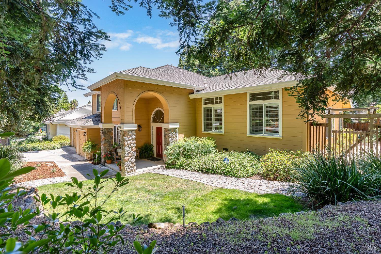 Concord, CA 94518,3800 Bouwina CT