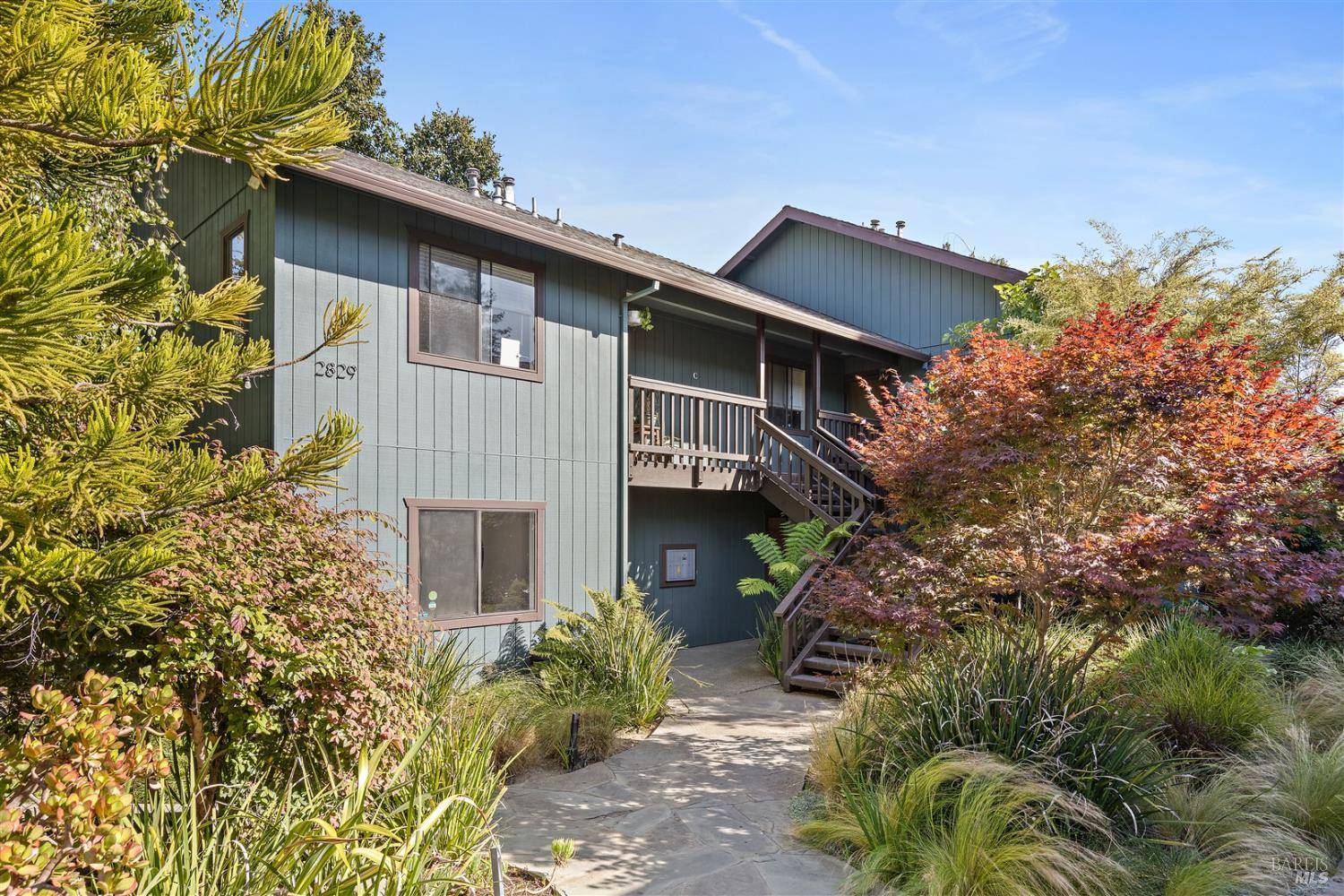 Oakland, CA 94602,2829 Carmel ST A
