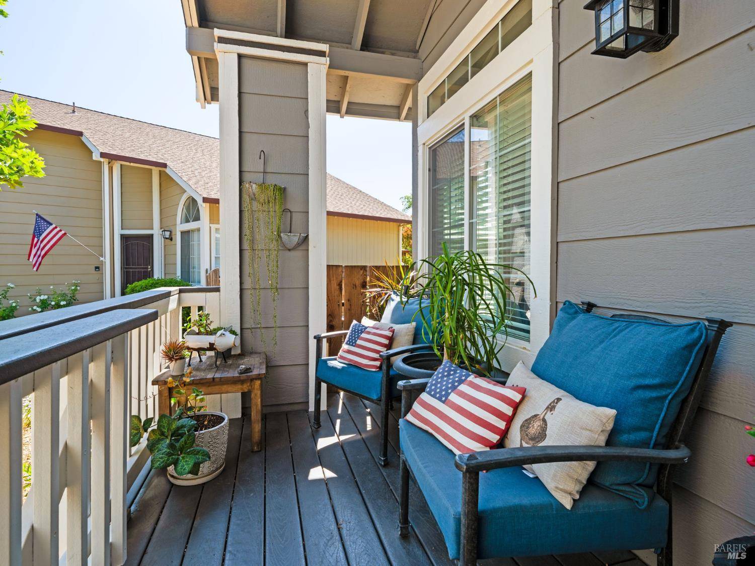 Cloverdale, CA 95425,123 Marguerite LN