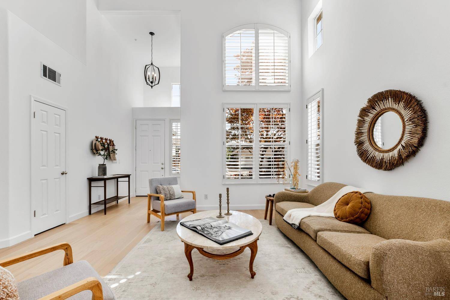 Napa, CA 94558,8 Ravenwood CT