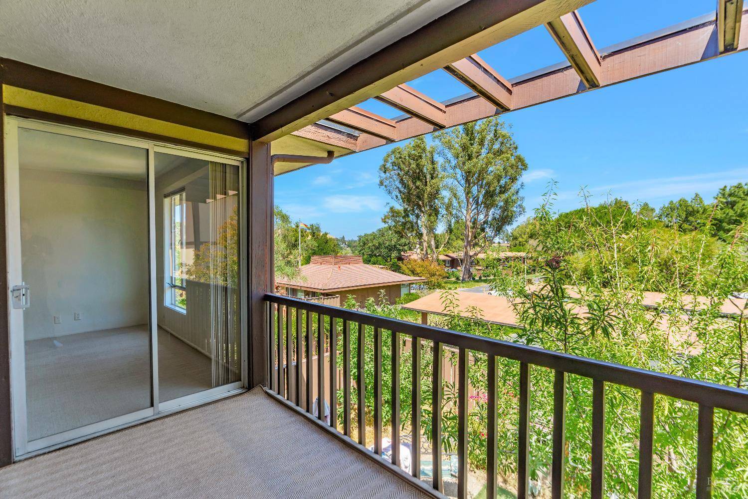 San Rafael, CA 94903,934 Lea DR