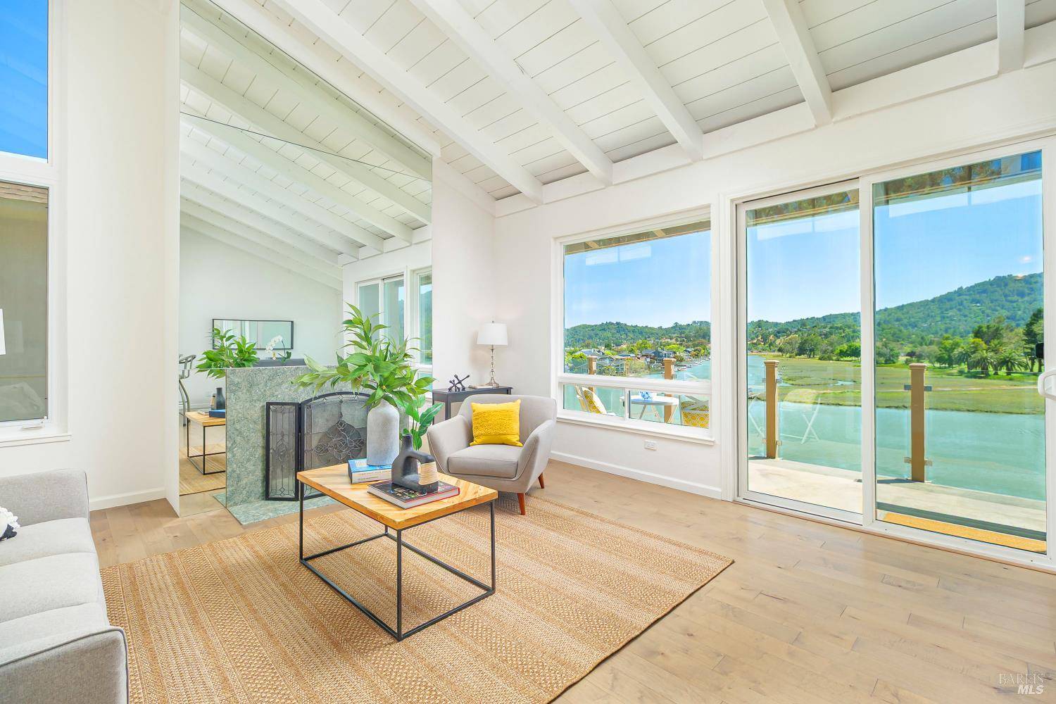Greenbrae, CA 94904,495 S Eliseo DR 7