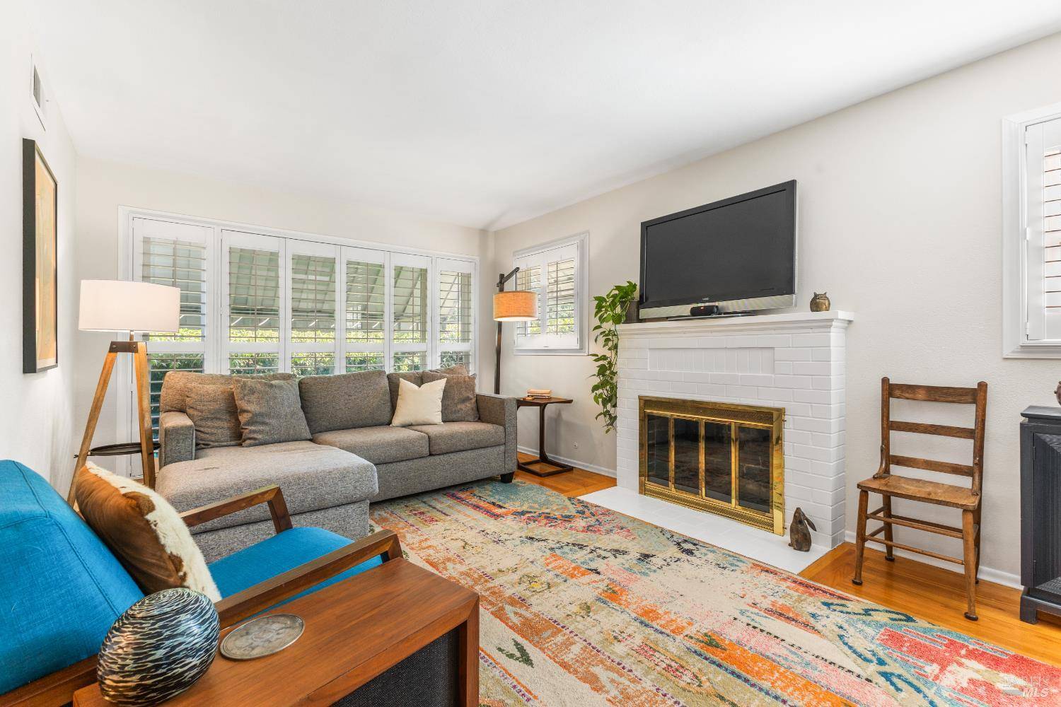 Santa Rosa, CA 95401,109 Steele LN