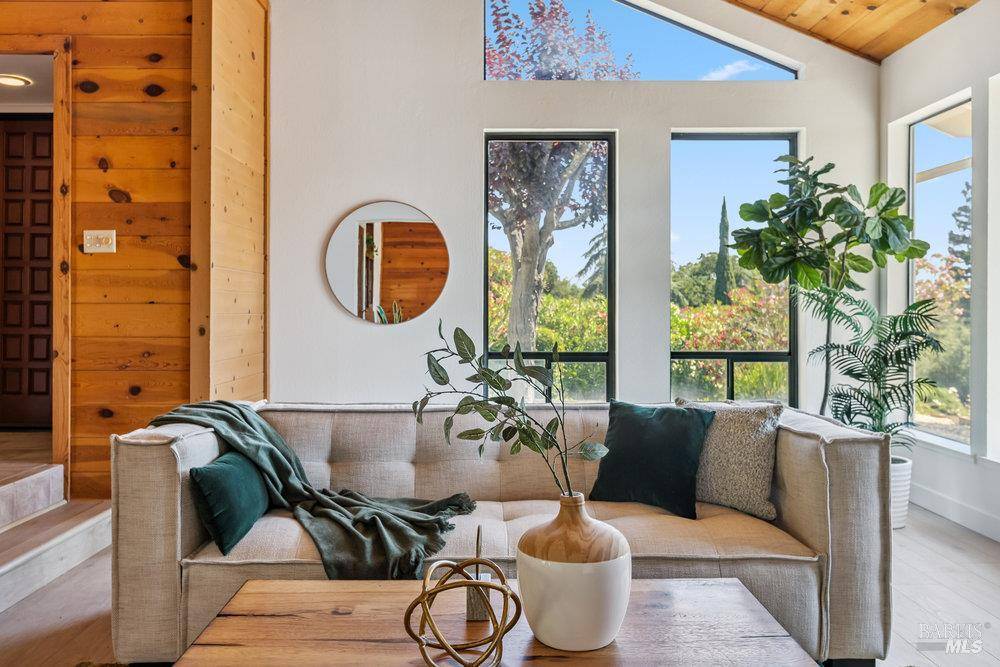 Napa, CA 94558,3691 Montana DR