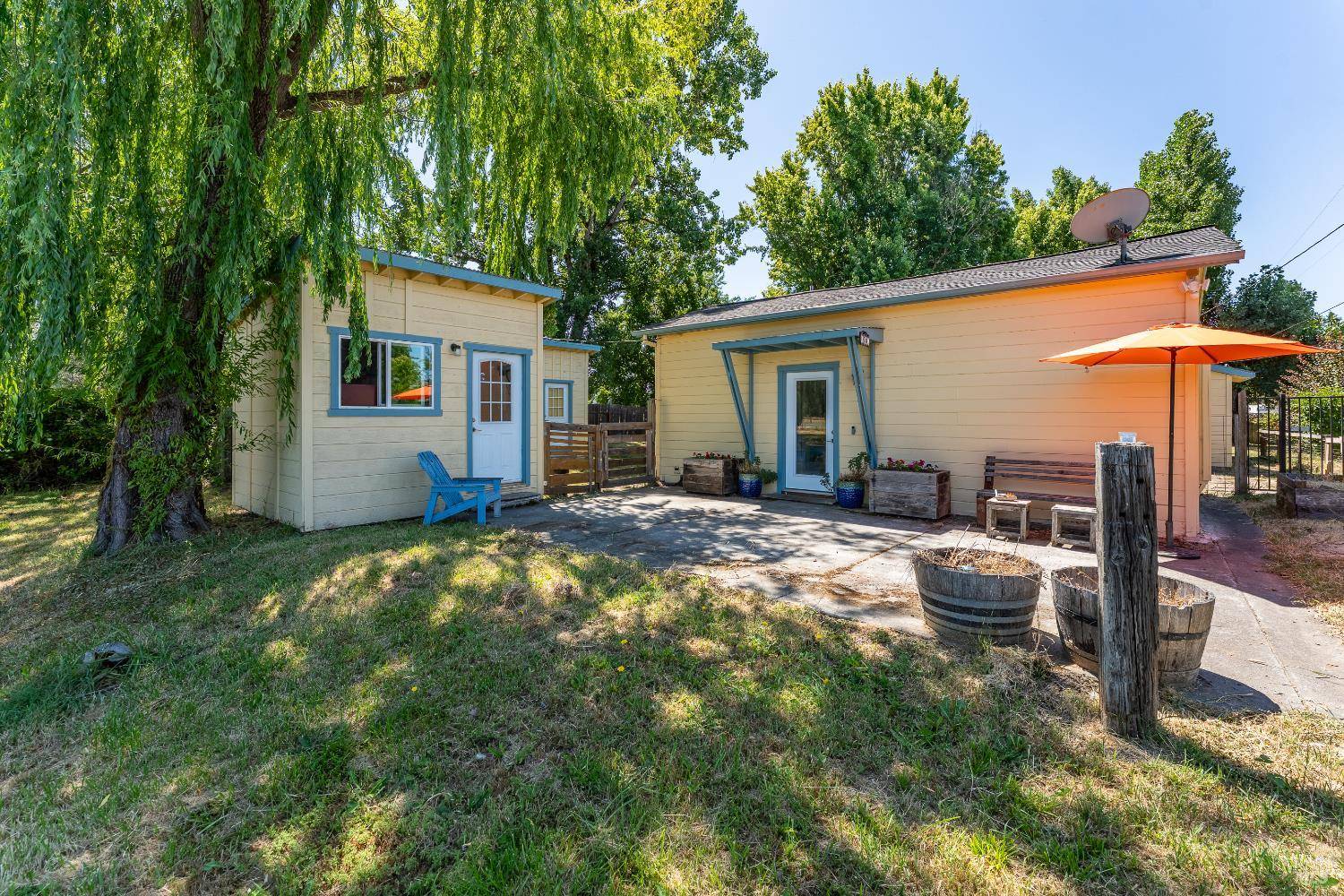 Willits, CA 95490,1601 Valley RD