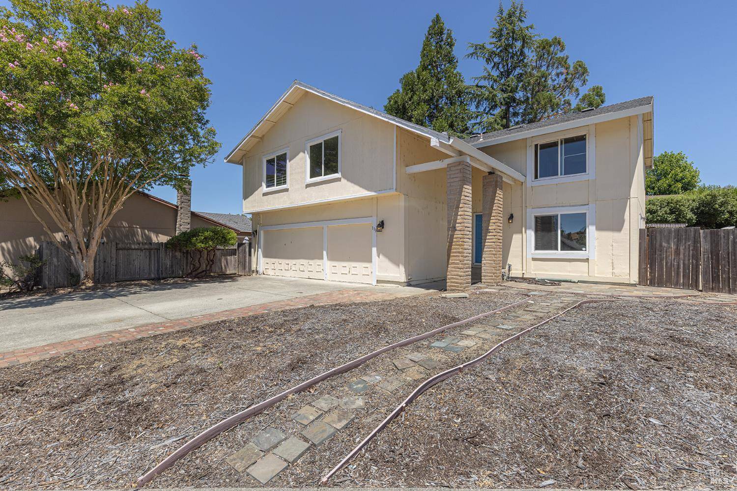 Petaluma, CA 94952,113 Greenridge CT