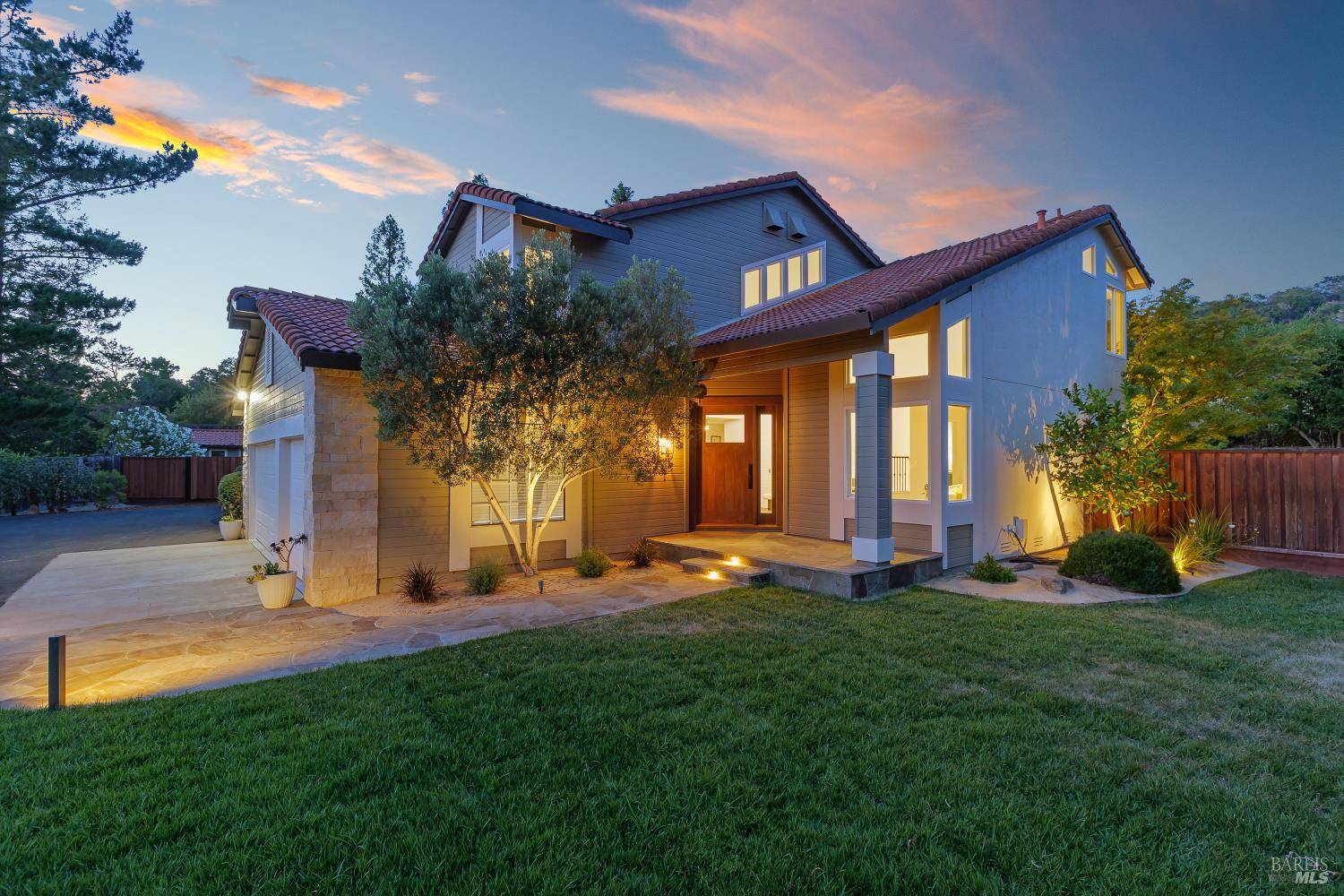 Windsor, CA 95492,405 Encinosa CT