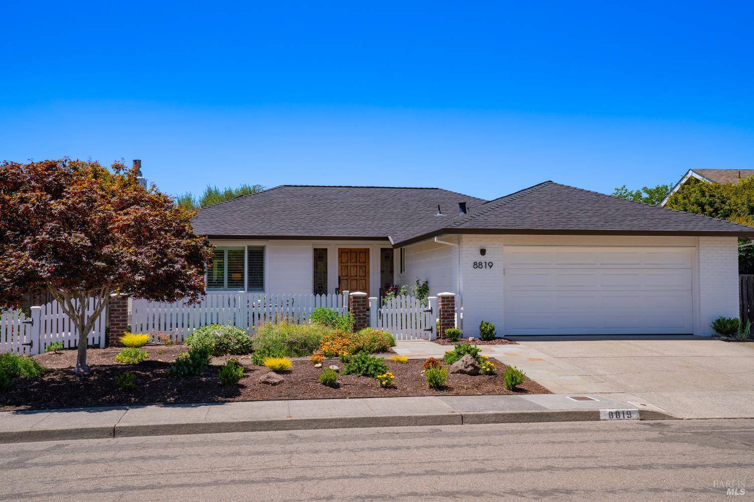 Santa Rosa, CA 95409,8819 Hood Mountain CIR