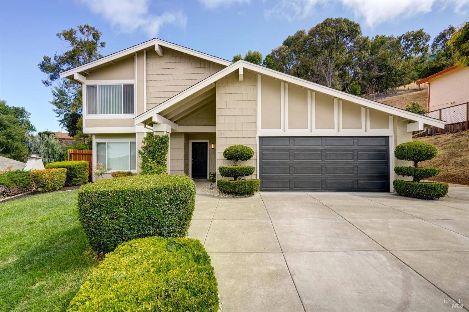 Vallejo, CA 94591,124 Evergreen WAY