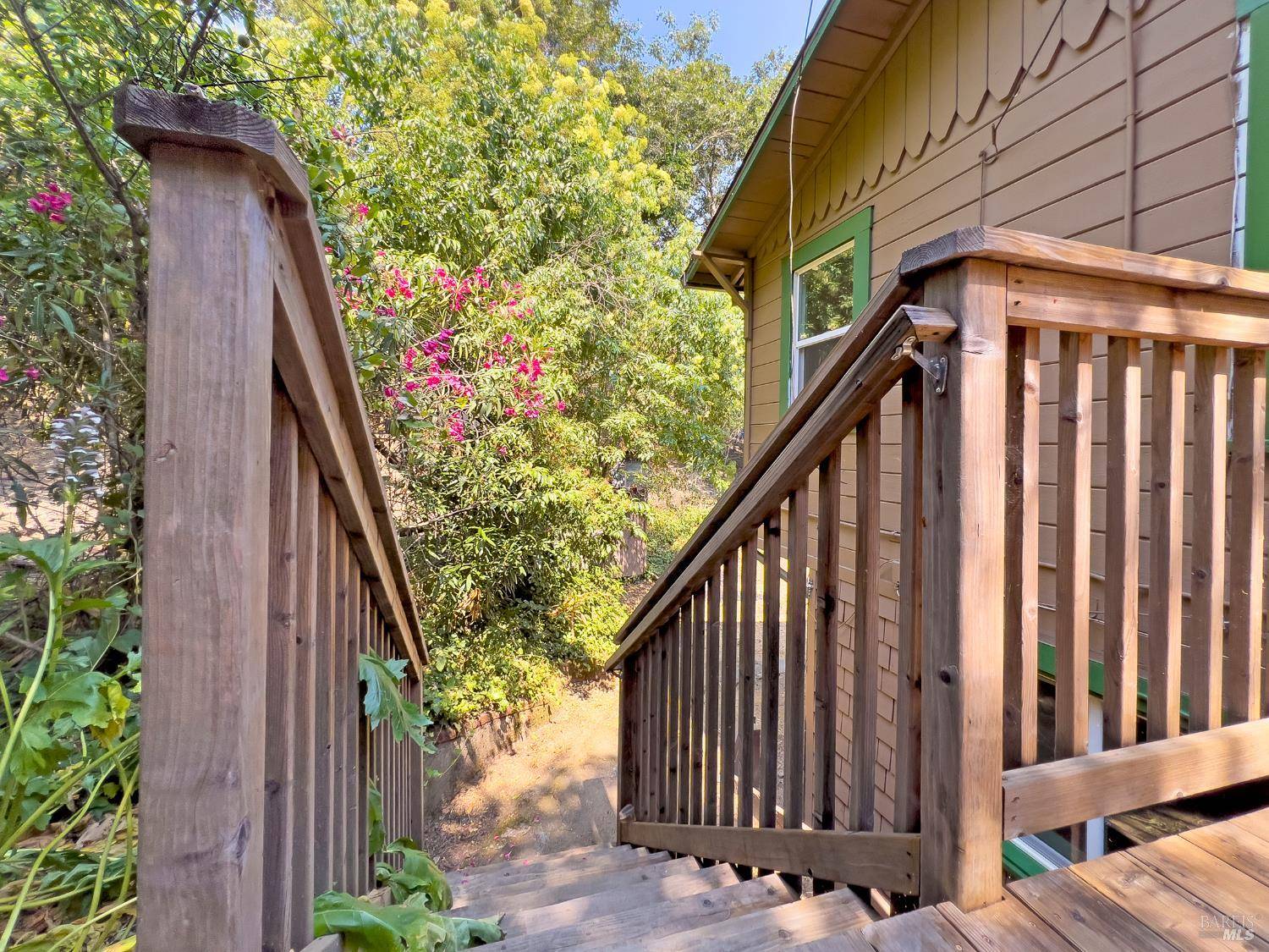 Forestville, CA 95436,9525 Argonne WAY