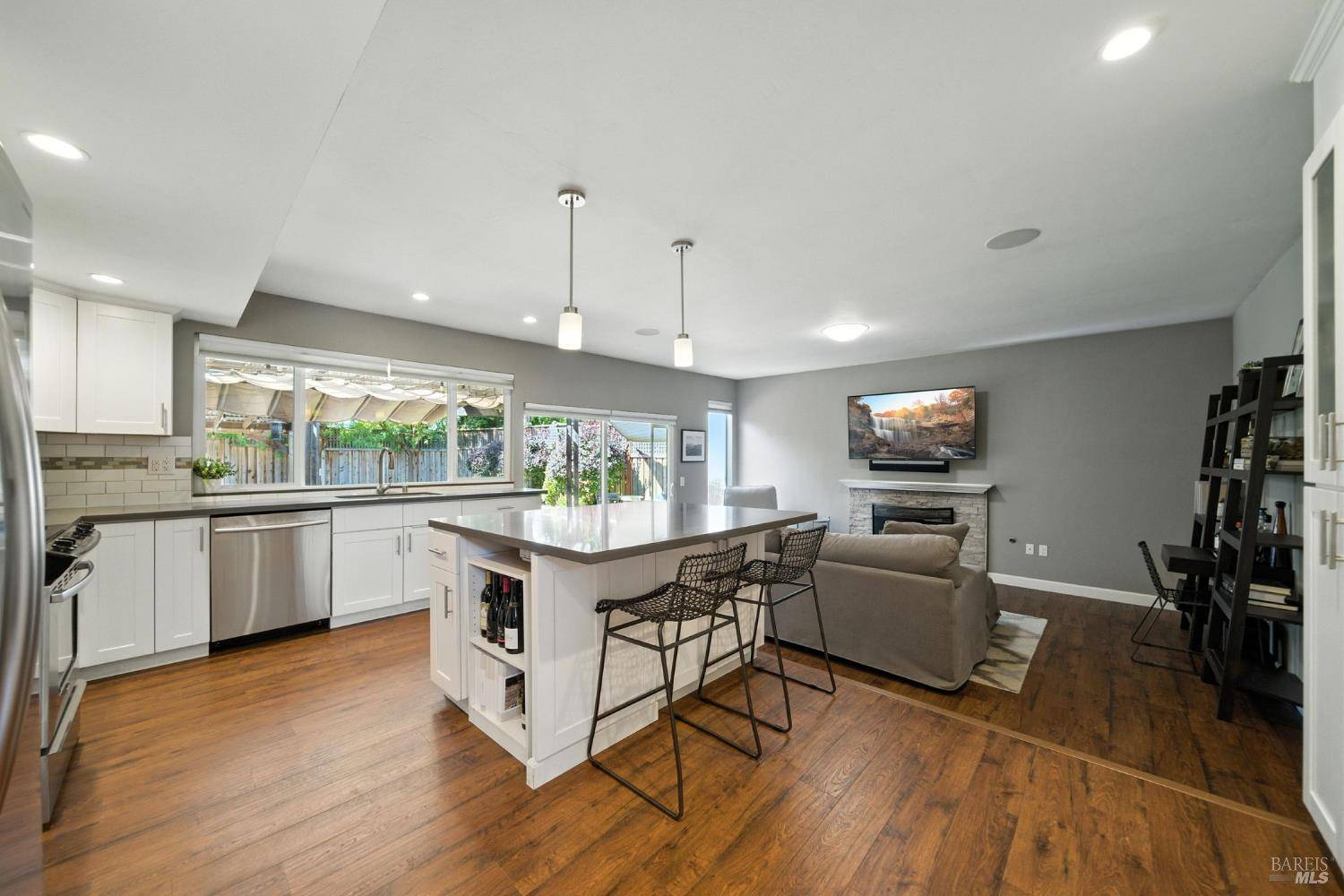 Santa Rosa, CA 95409,5332 Santa Teresa AVE