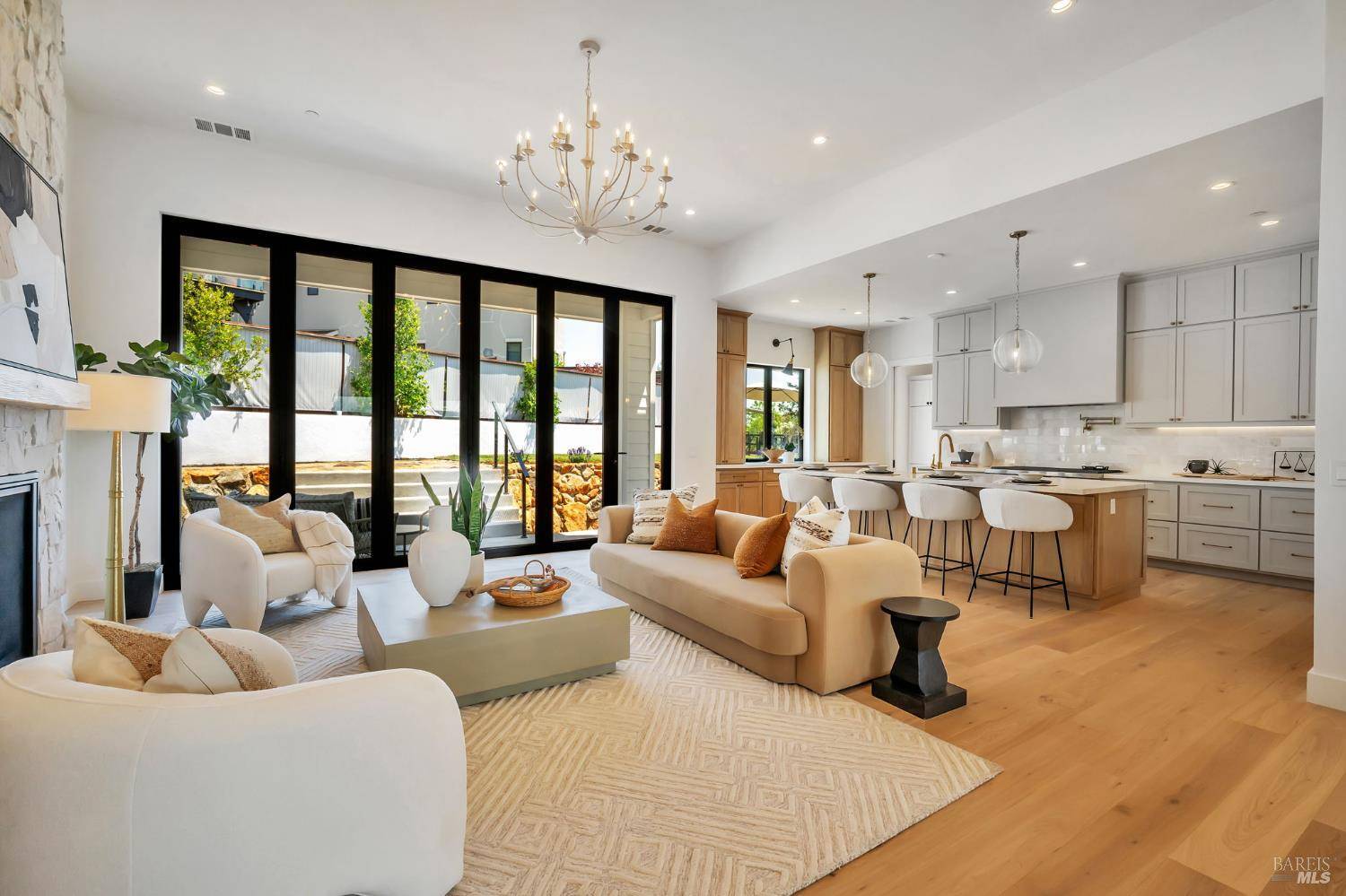 Santa Rosa, CA 95403,3572 Southridge DR