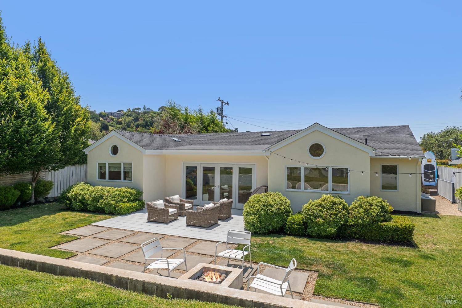 Tiburon, CA 94920,22 Venus CT
