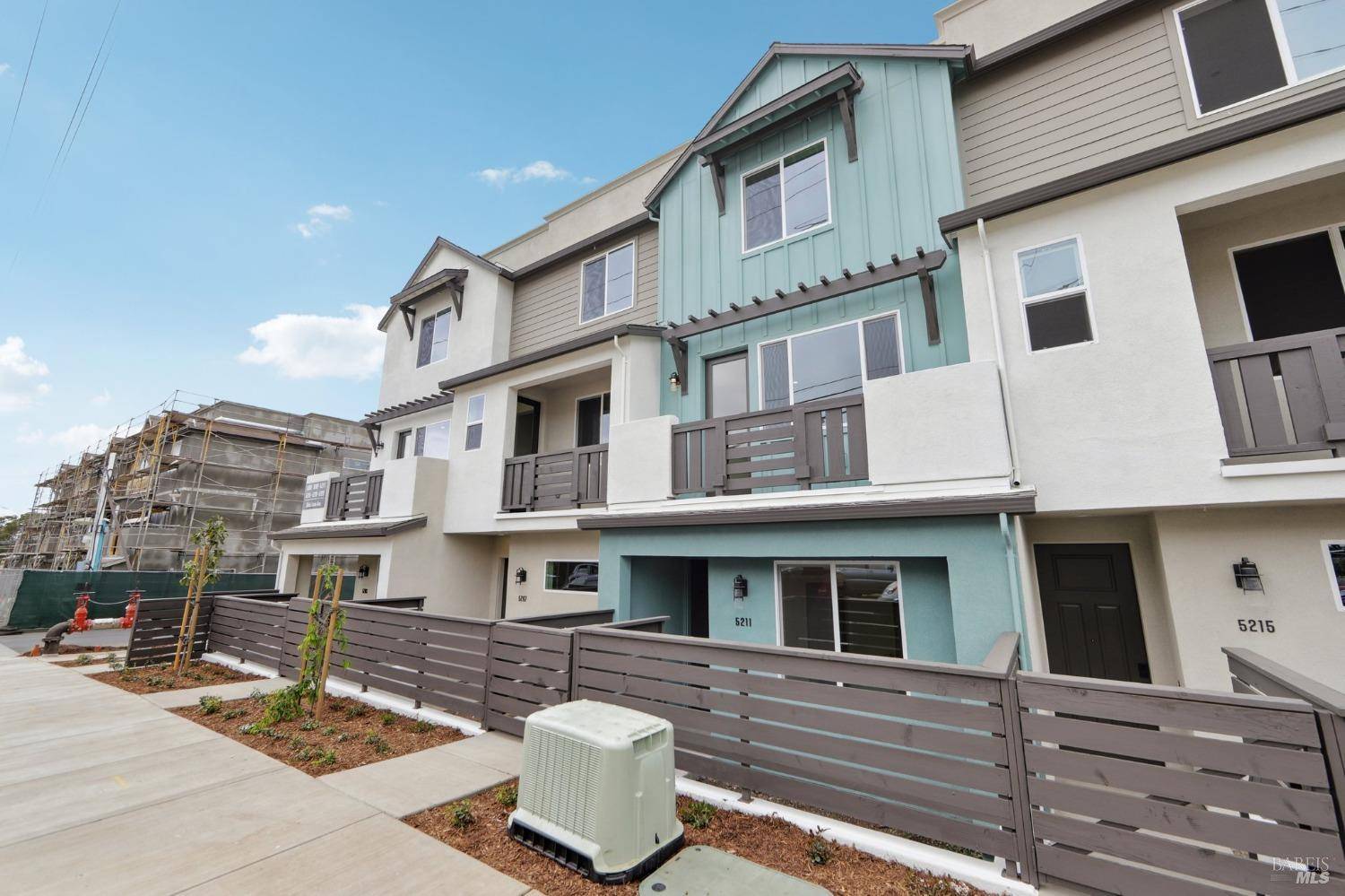 Richmond, CA 94804,5187 Dalai Lama AVE