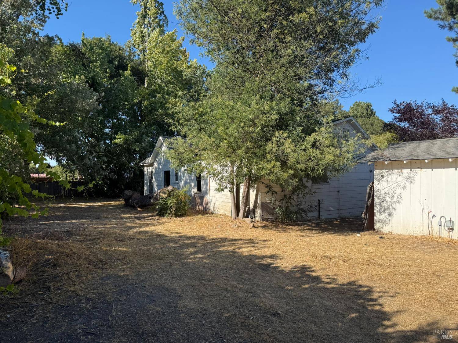 Sebastopol, CA 95472,601 Snow RD