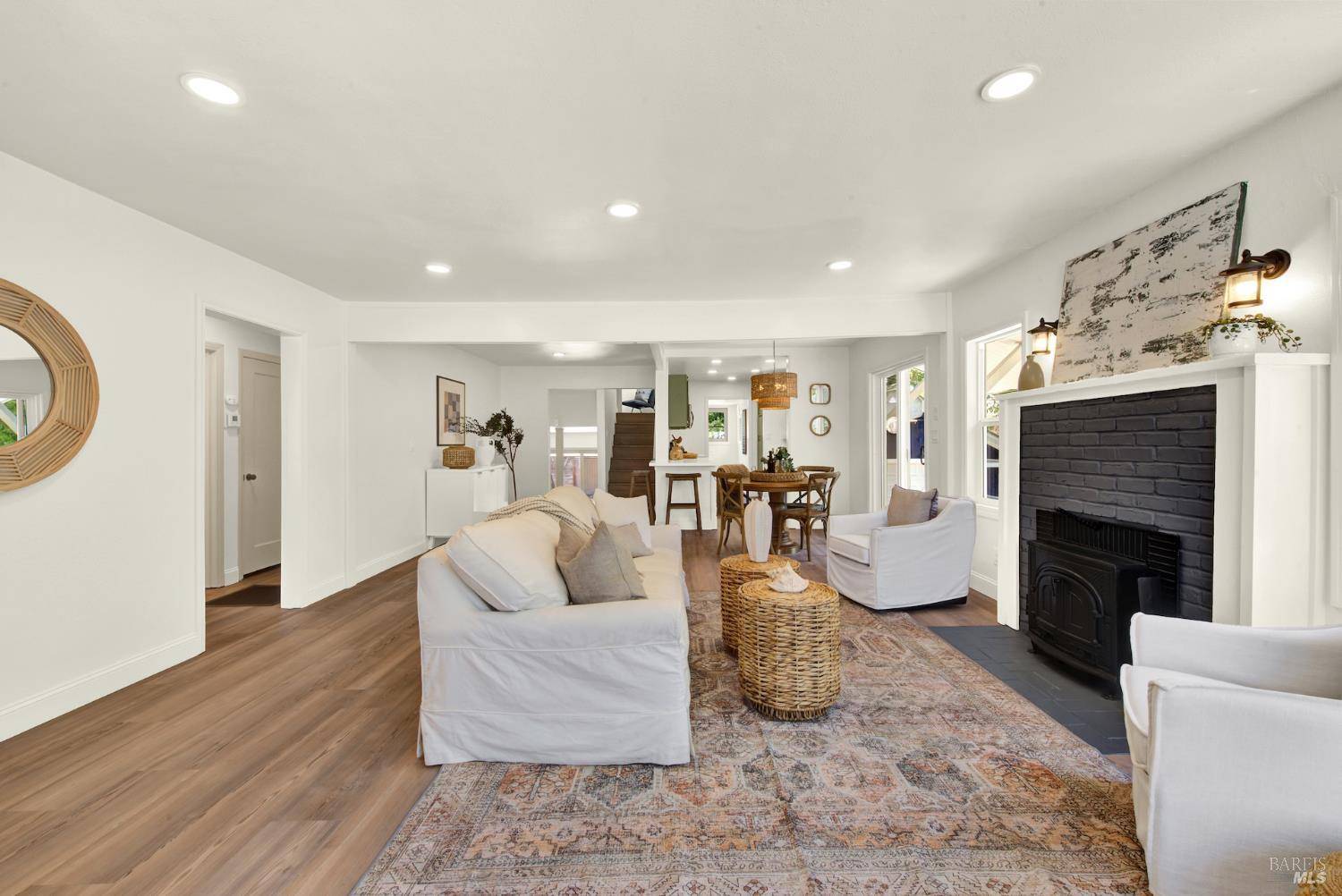 Vallejo, CA 94590,136 Edgemont AVE